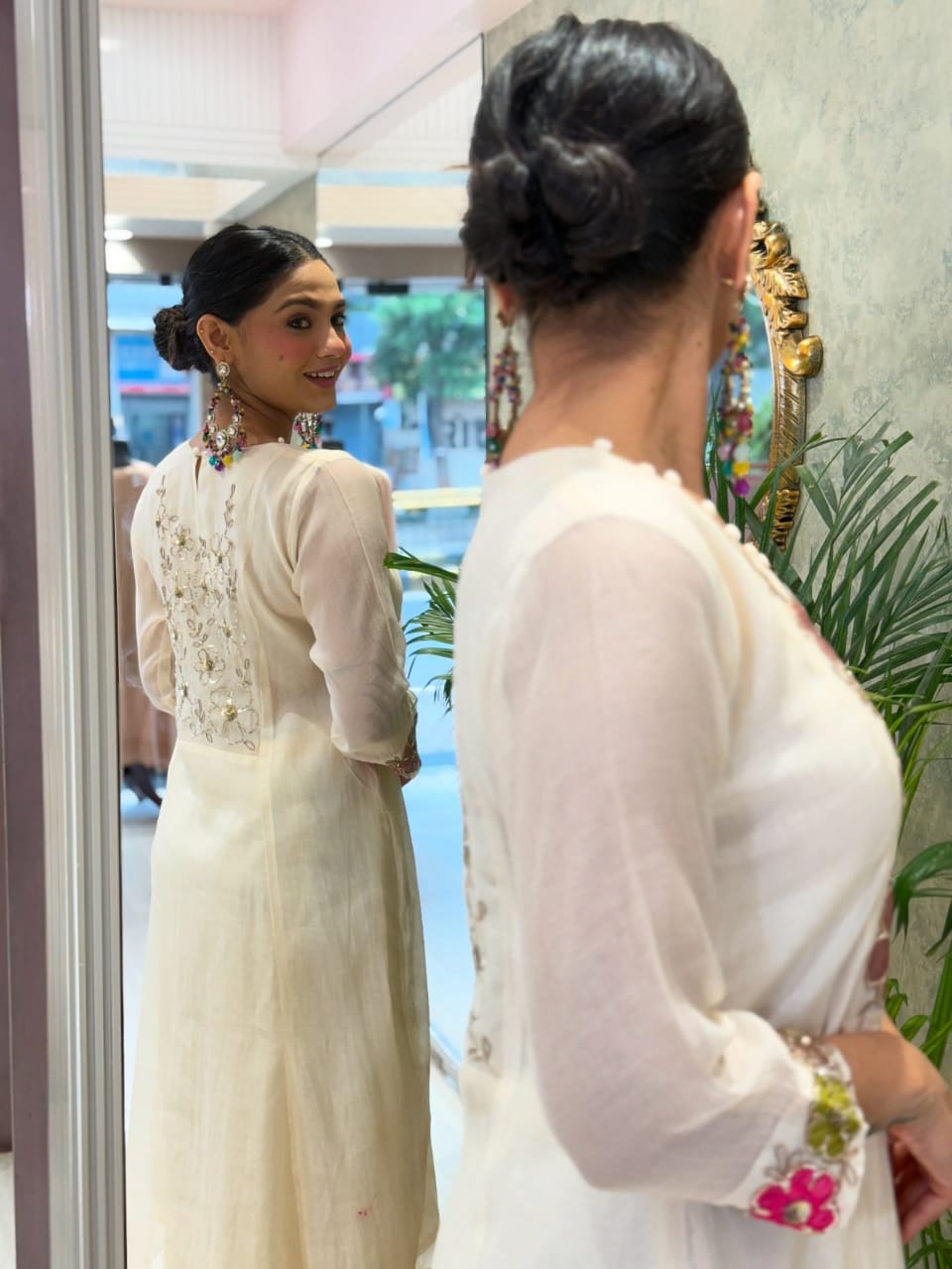 Elegant White Cotton Kurta Set with Floral Embroidery with Chanderi Dupatta