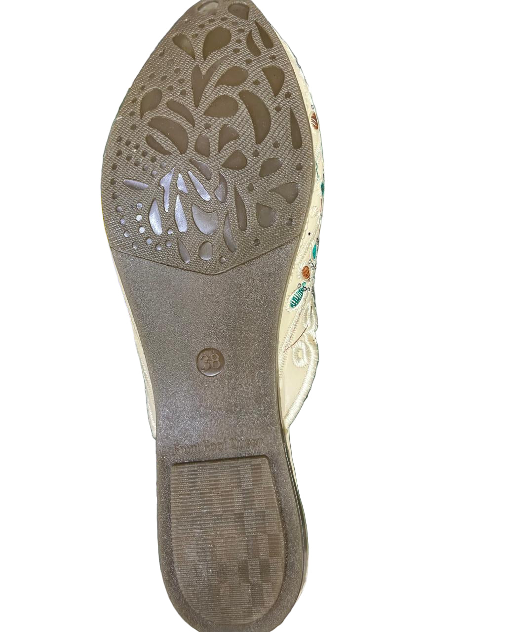Women’s Cream Embroidered Slip-On Flats – Ethnic Jutti Style