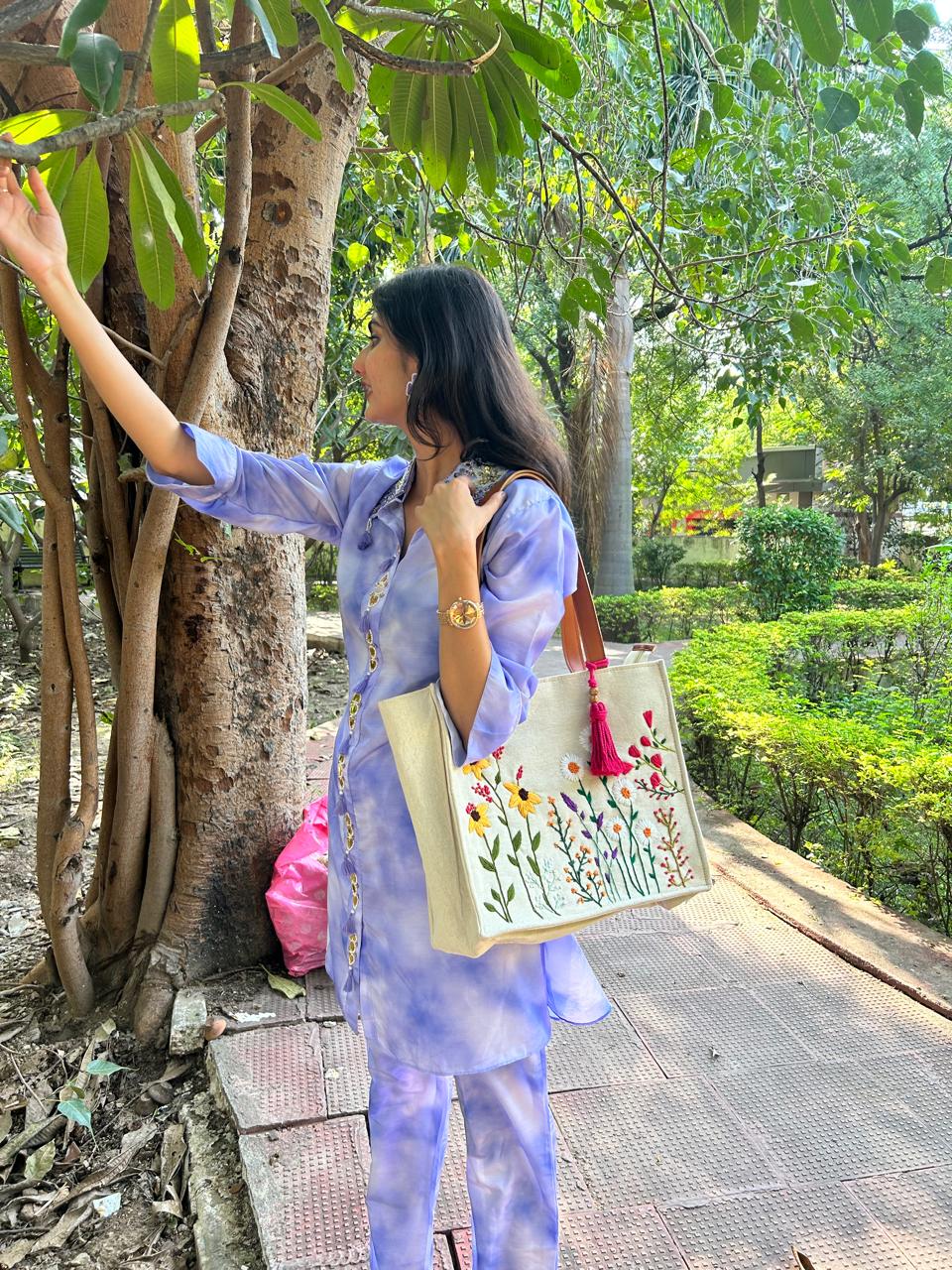 Handmade Floral Embroidered Canvas Tote Bag with PU Leather Handles – Beige