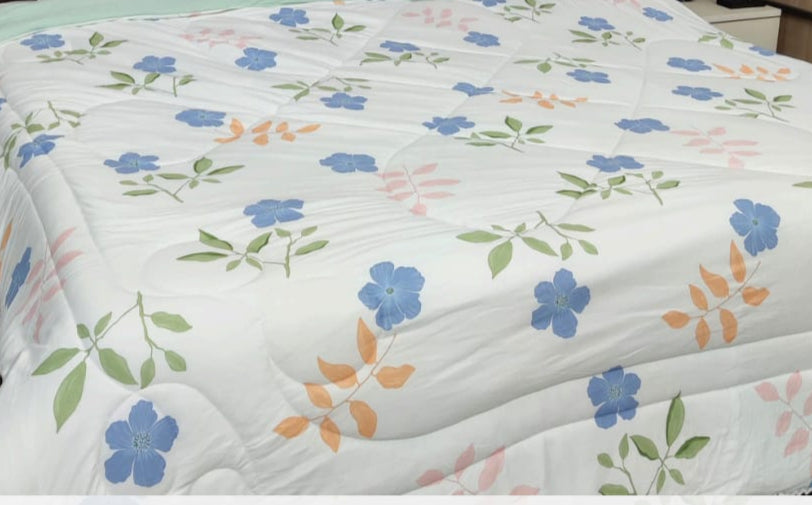 Reversible Glace Cotton Comforter with Microfiber Filling – White with Blue & Peach Floral Print, Mint Green Reverse