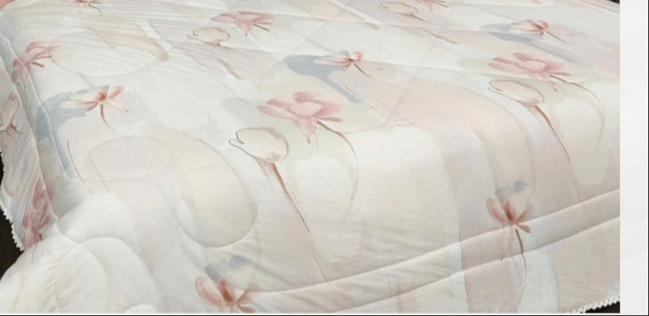 Premium Glace Cotton King Size Floral Comforter with Microfiber Filling & Lace Border – Peach Blush