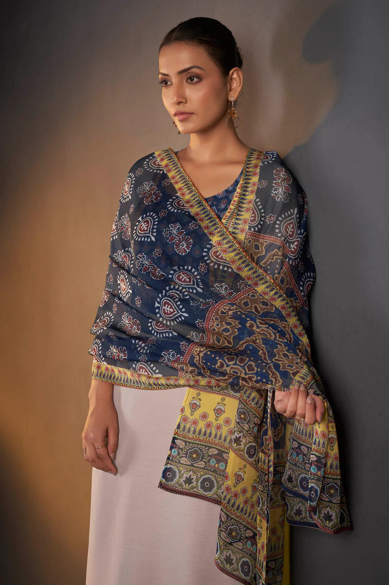 Cream Chinnon Floral Printed Kurta Set