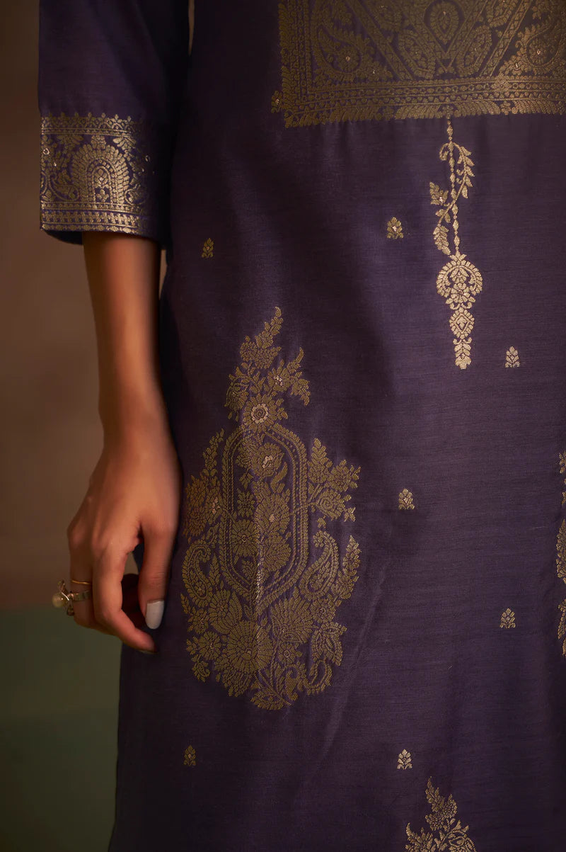 Lilac Jacquard Art Silk Straight Kurta Set with Cotton Bottom & Silk Blend Dupatta