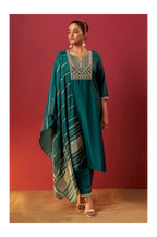 Green Chinon Embroidered Kurta Set with Jacquard Dupatta