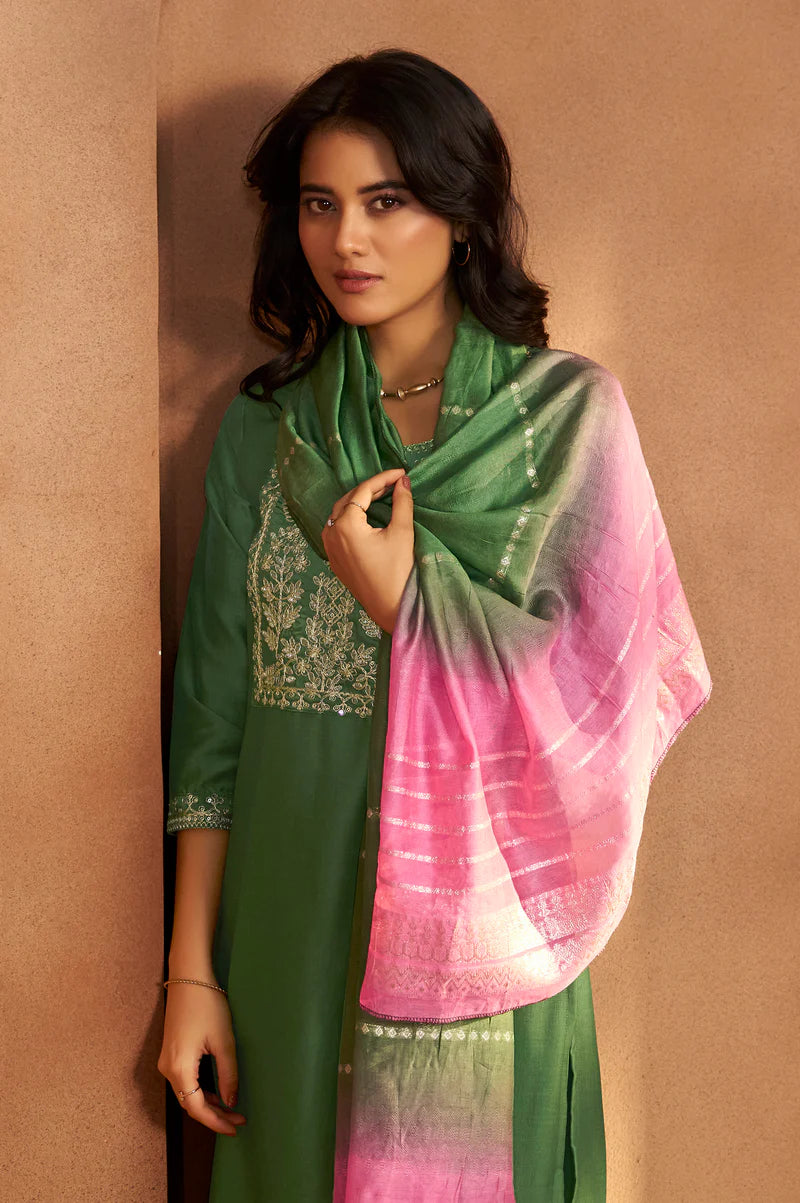 Green Cotton Blend Embroidered Kurta Pant With Chanderi Jacquard Dupatta