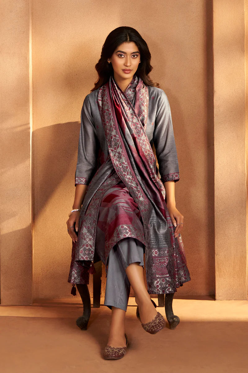 Grey Jacquard Art Silk Fla Grey Kurta Set with Cotton Bottom & Silk Blend Dupatta