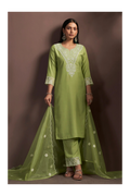 Women's Green Embroidered Cotton Blend Straight Kurta Set