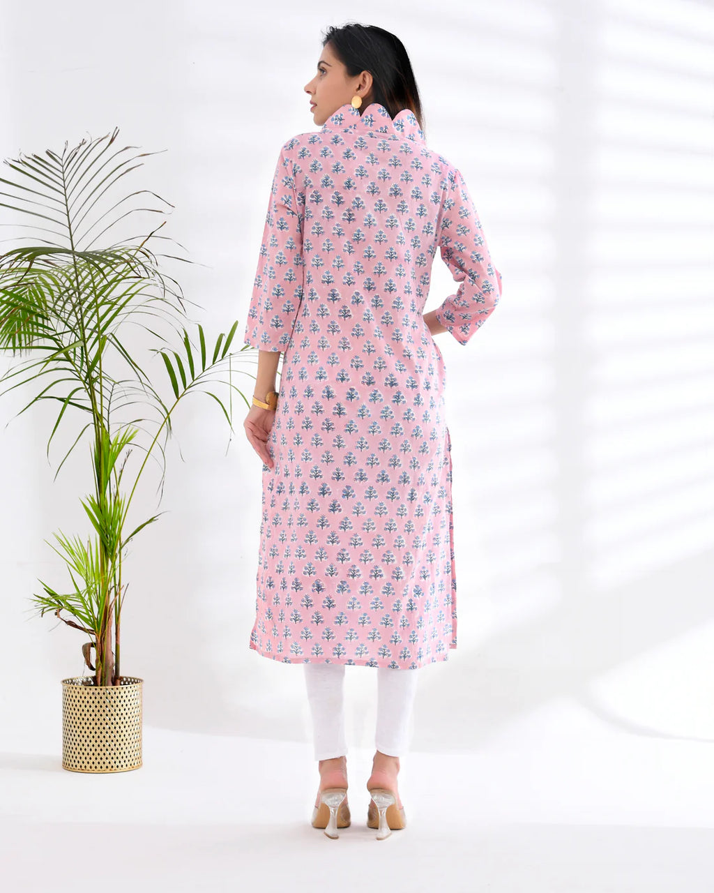 Hand Block Printed Cotton Kurti — Sculpted Neckline, Elegant Daily Wear
