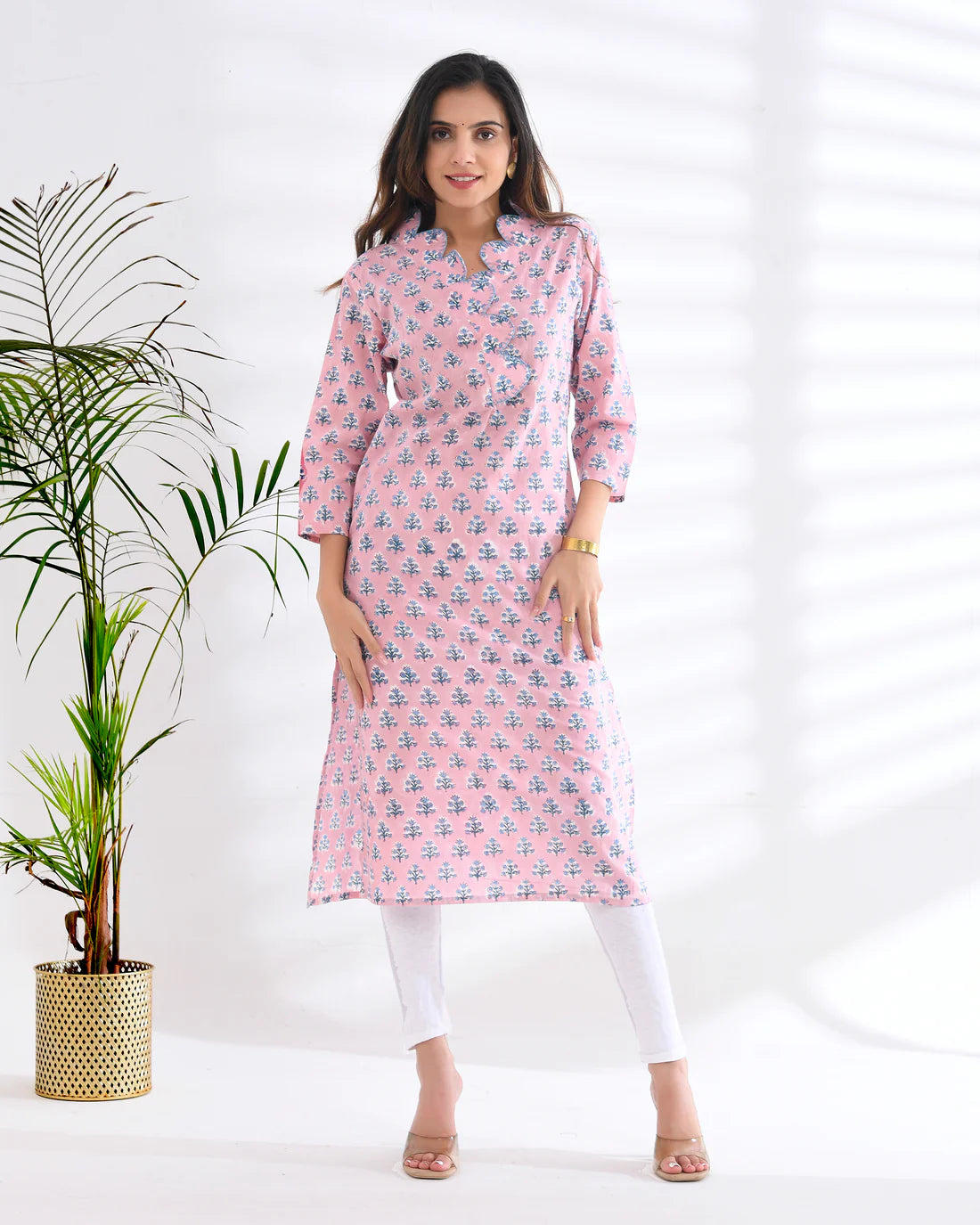 Hand Block Printed Cotton Kurti — Sculpted Neckline, Elegant Daily Wear