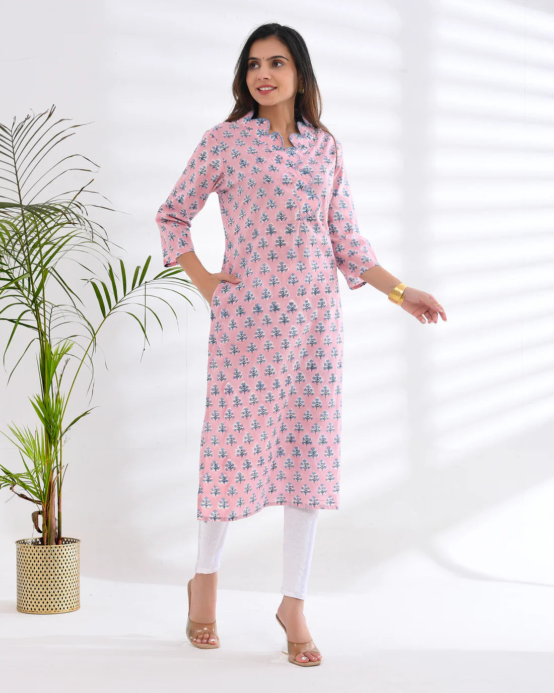 Hand Block Printed Cotton Kurti — Sculpted Neckline, Elegant Daily Wear
