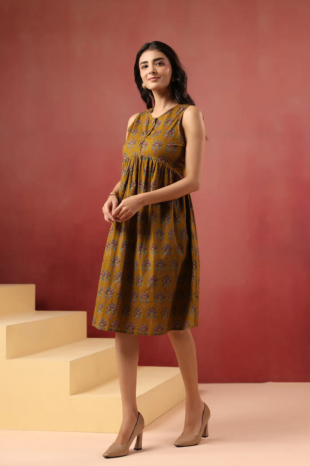 Printed Cotton Sleeveless Dress — Elegant Flared Casual Wear