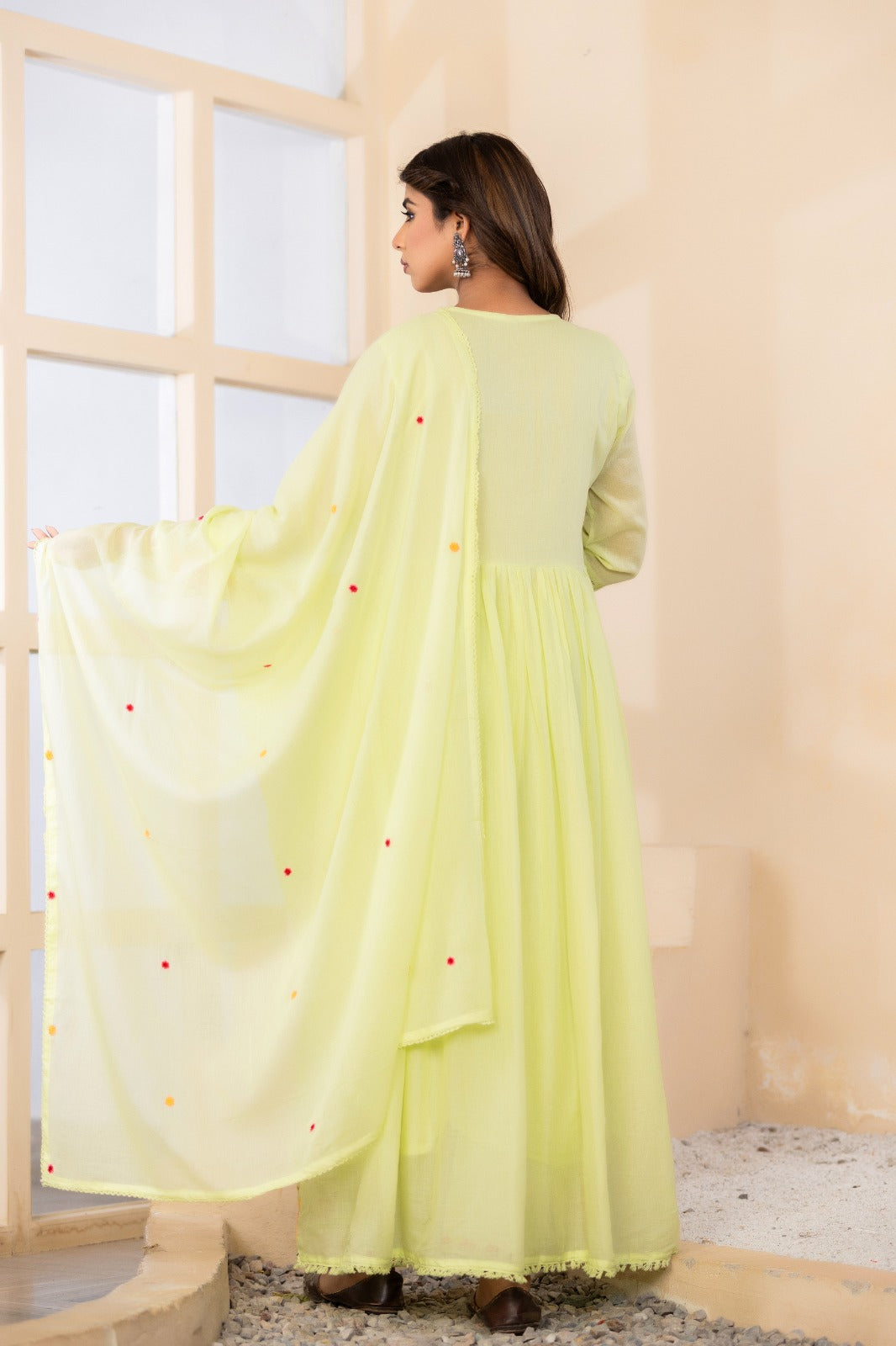 Elegant Mul Cotton Floral Embroidered Set with Dupatta