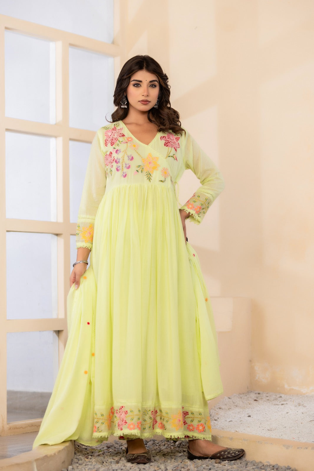 Elegant Mul Cotton Floral Embroidered Set with Dupatta