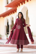 Vibrant Orange Cotton Kurta Pant Dupatta Set for Women