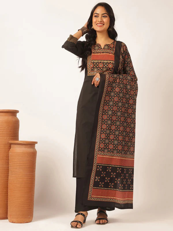 Black colour Cotton Solid Straight Kurta Set
