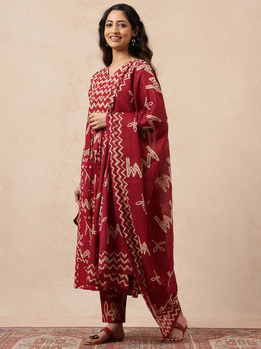 Magenta Geometric A-Line Cotton Stitched Kurta, Pant With Dupatta