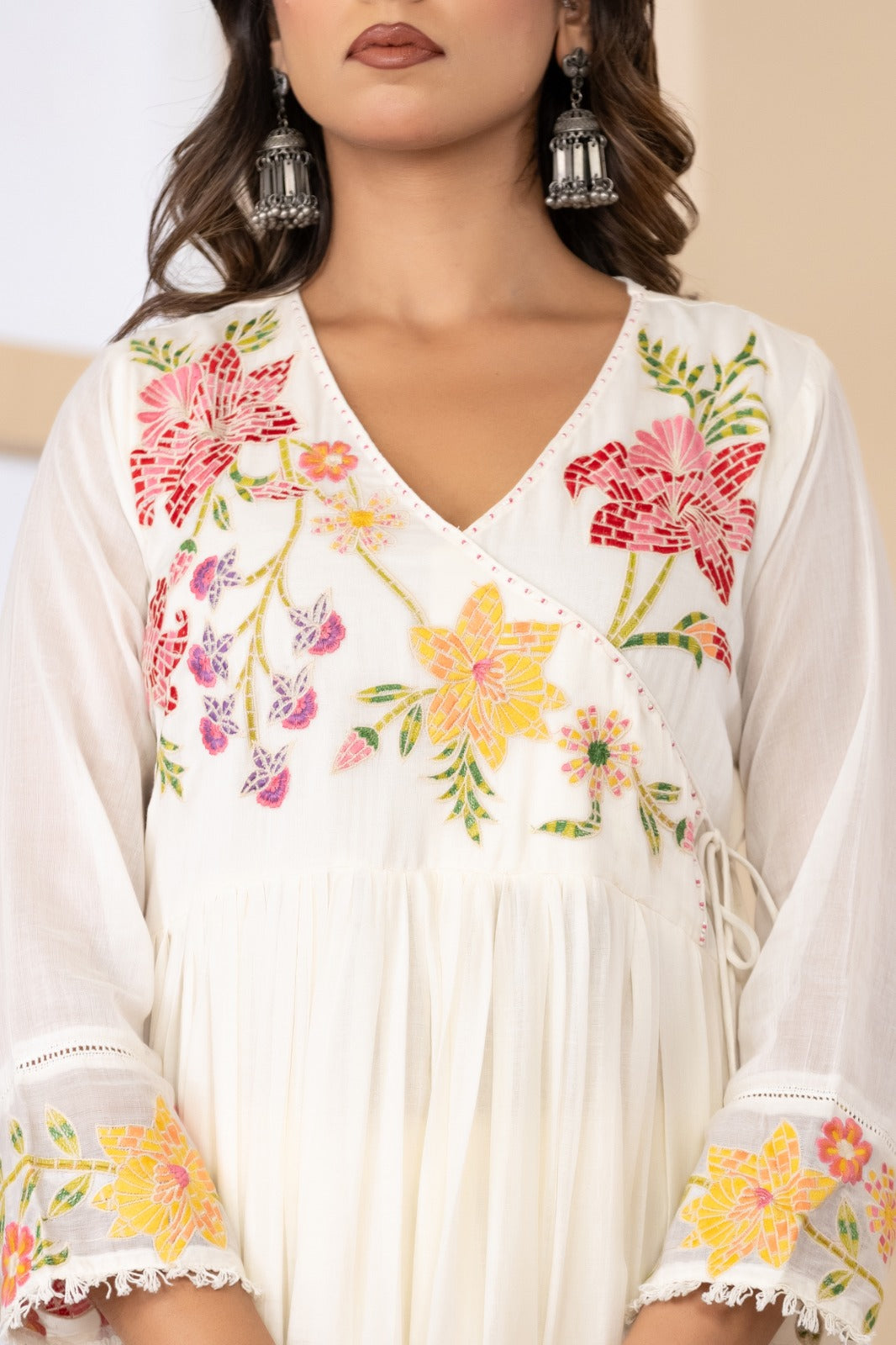 Elegant Mul Cotton Floral Embroidered Set with Dupatta