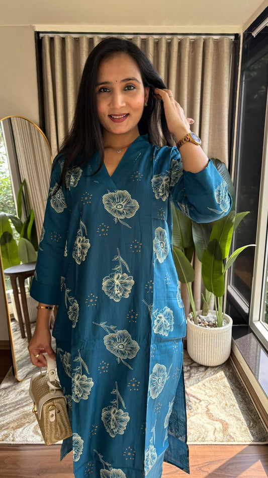 Teal Vertical Silk Print Kurta with Floral Accents