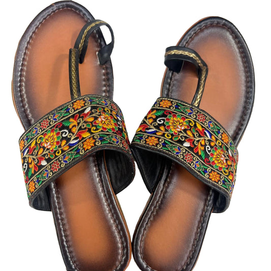 Handcrafted Embroidered Ethnic Kolhapuri Sandals for Women
