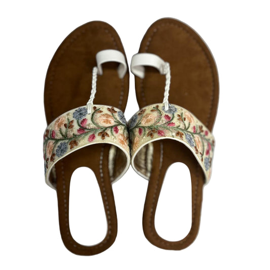 Handmade Embroidered Ivory Kolhapuri Sandals for Women