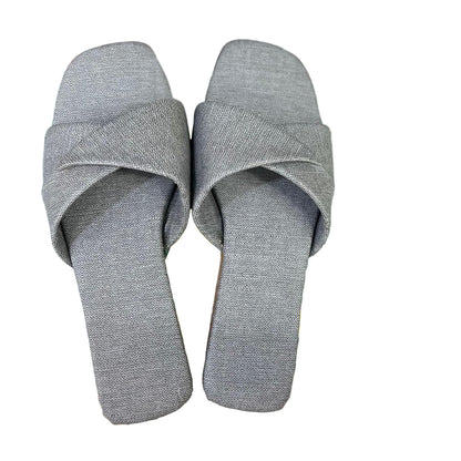 Women's Grey Crisscross Strap Open-Toe Flat Slippers