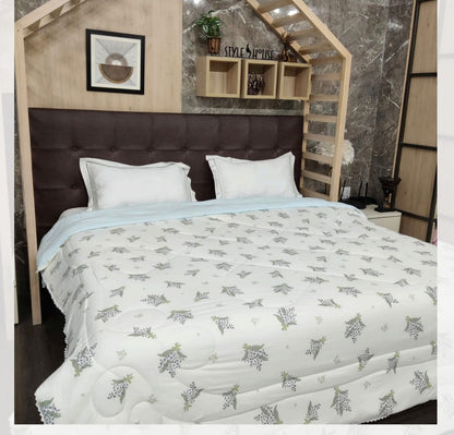 Premium Glace Cotton Floral Comforter with Microfiber Filling & Lace Border – King Size