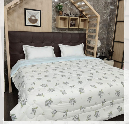 Premium Glace Cotton Floral Comforter with Microfiber Filling & Lace Border – King Size
