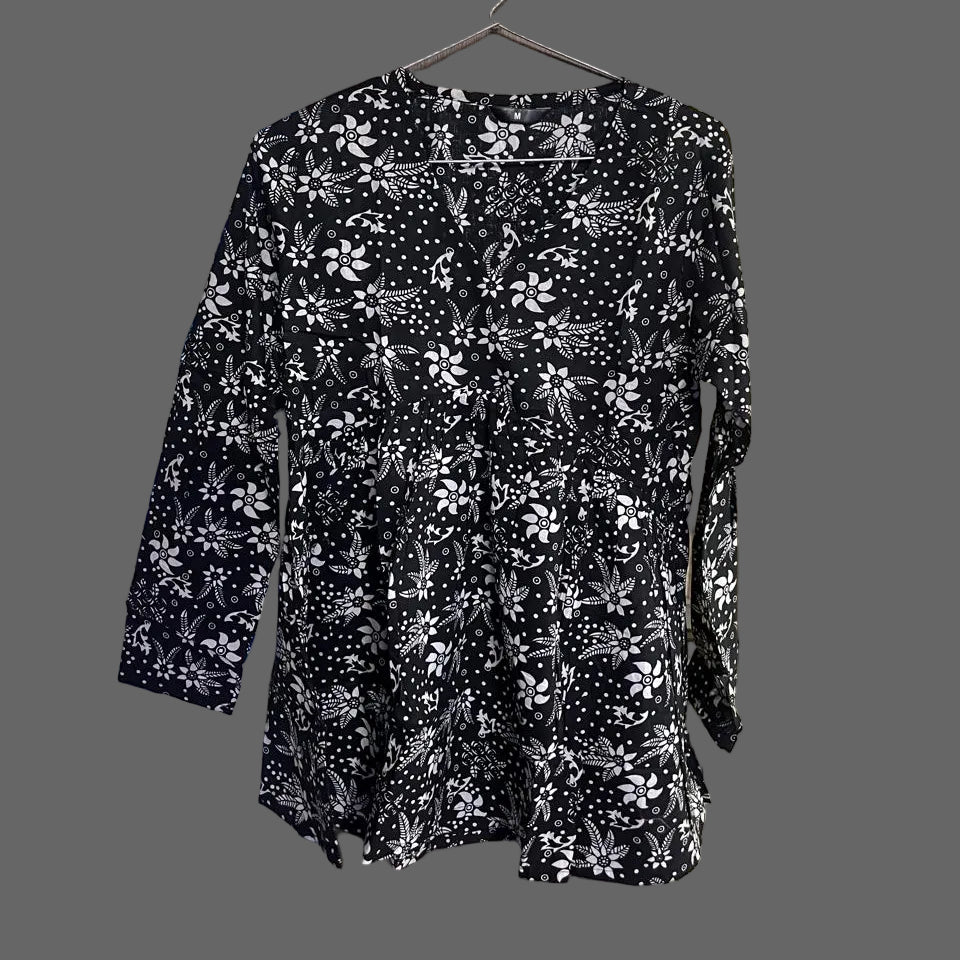 Women’s Black & White Floral Alia Top | Premium Soft Cotton | V-Neck | Full Sleeves