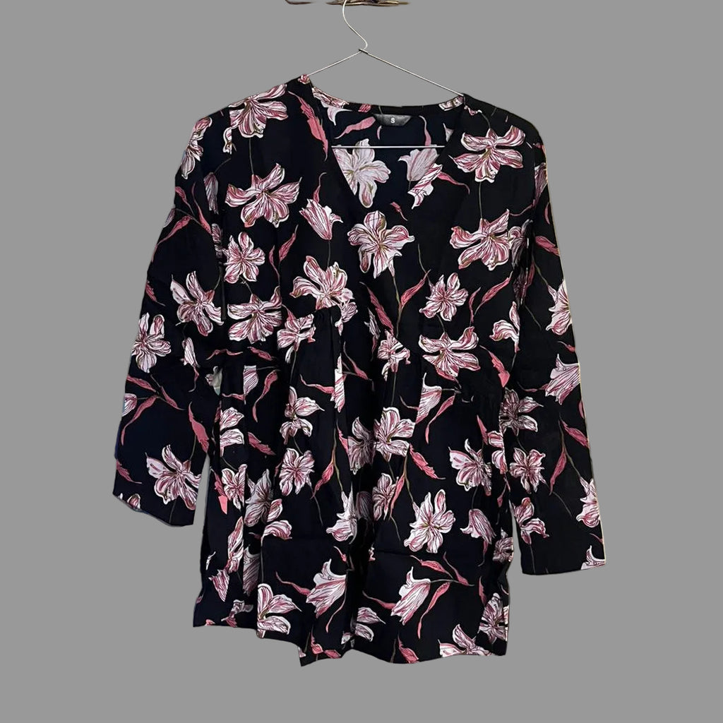 Women’s Black Floral Alia Top – Premium Soft Cotton | V-Neck Flowy Fit