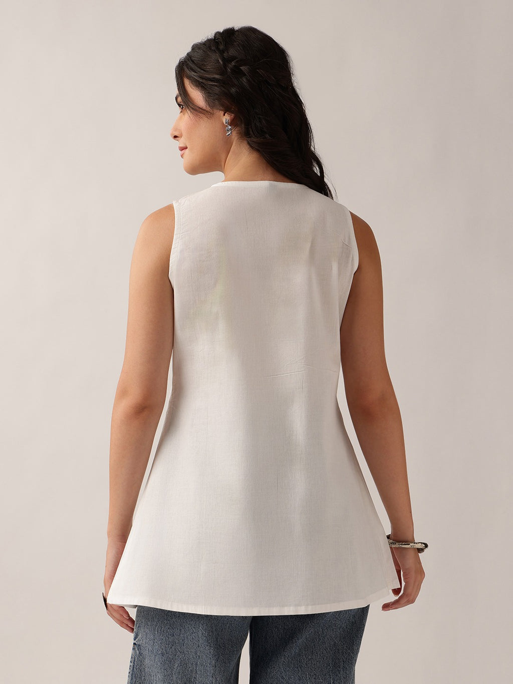 Women's White Embroidered Cotton Sleeveless Tunic Top
