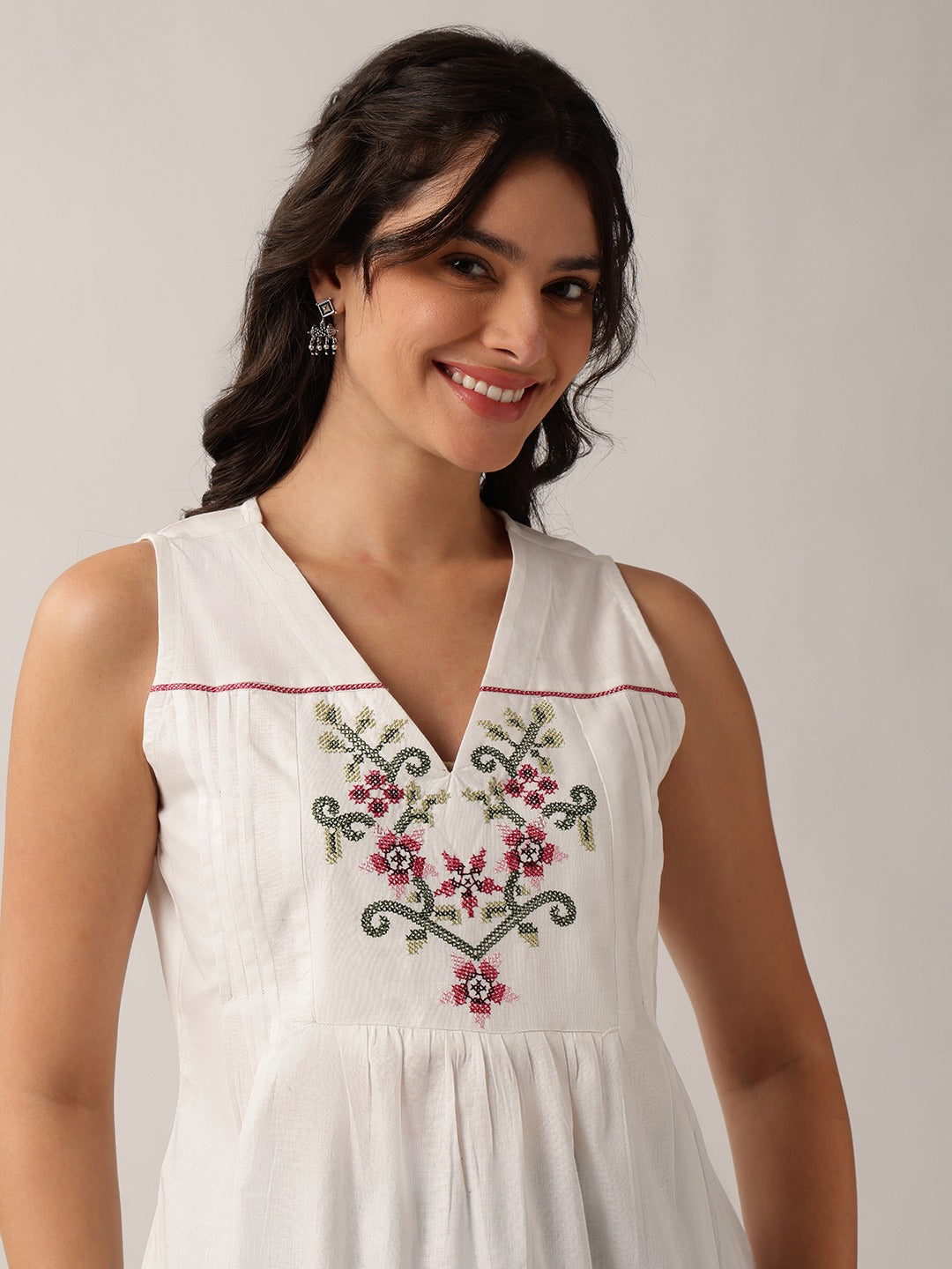 Women's White Embroidered Cotton Sleeveless Tunic Top