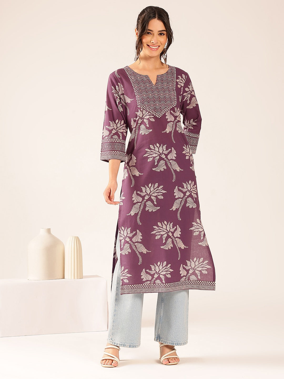 Elegant Purple Printed Straight Kurta