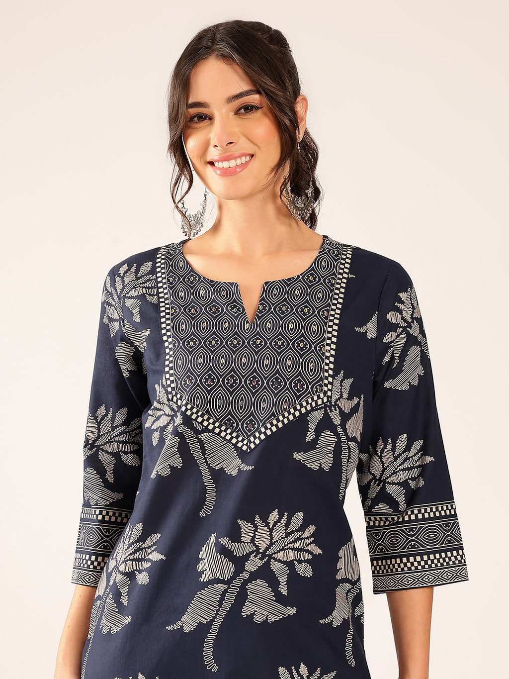 Elegant Purple Printed Straight Kurta