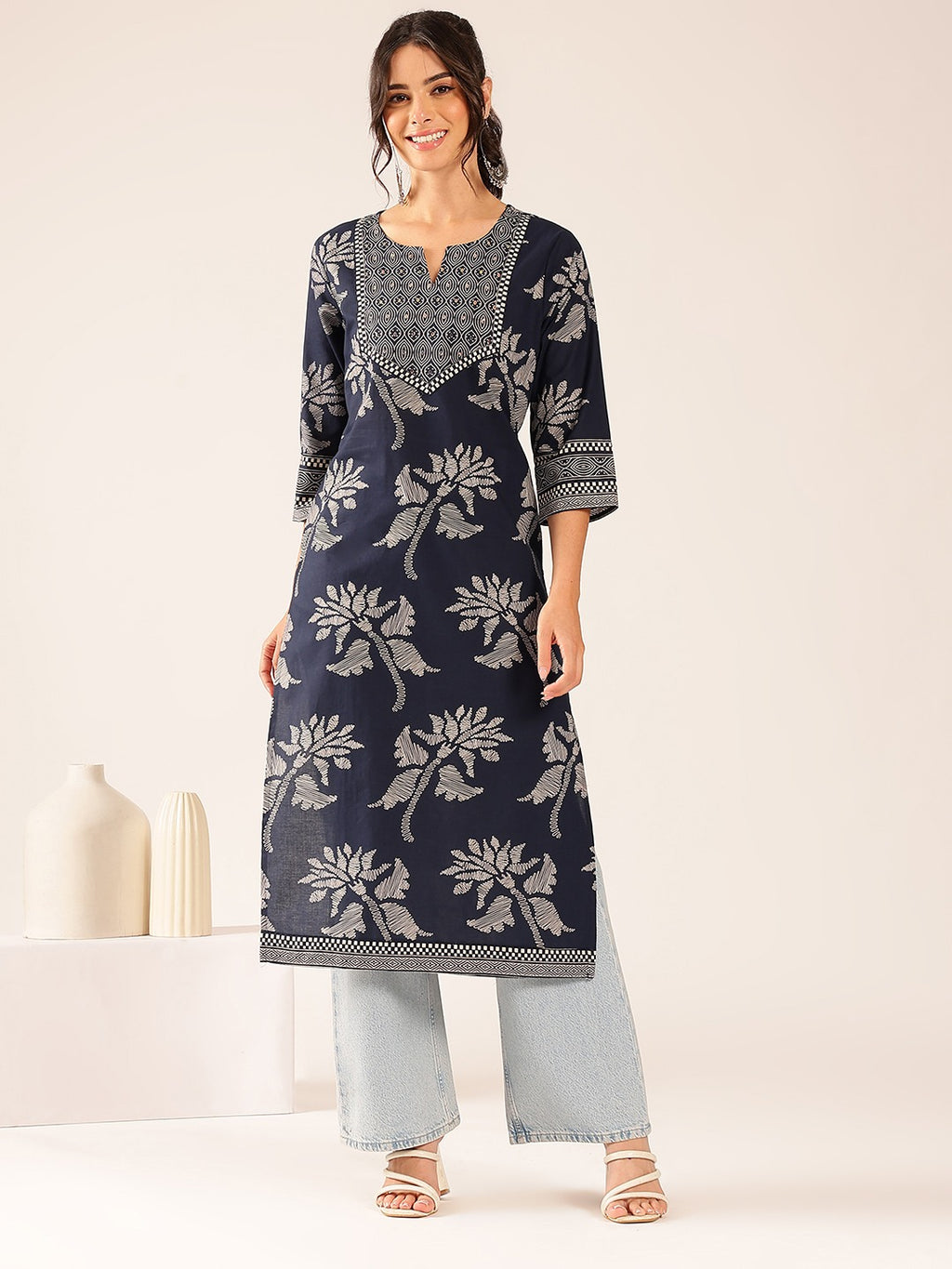 Elegant Purple Printed Straight Kurta