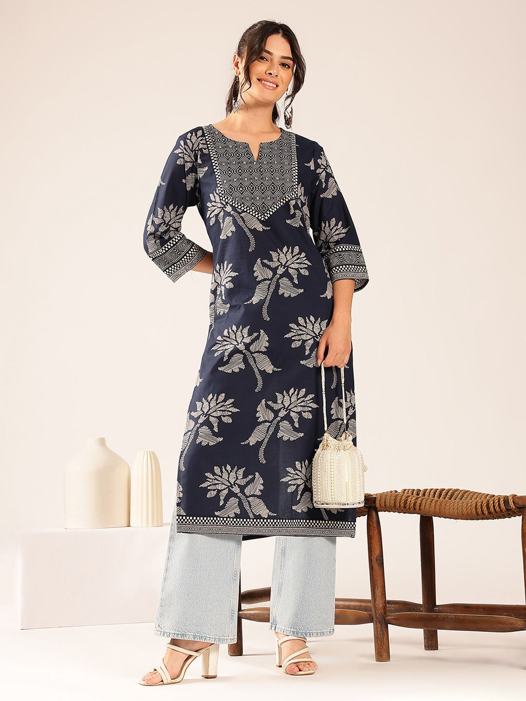 Elegant Purple Printed Straight Kurta