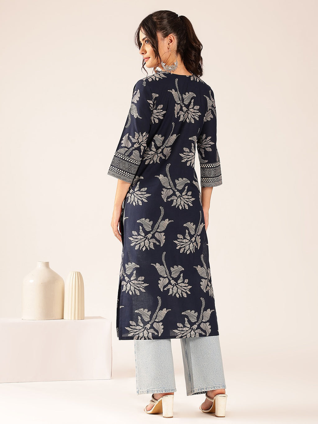 Elegant Purple Printed Straight Kurta