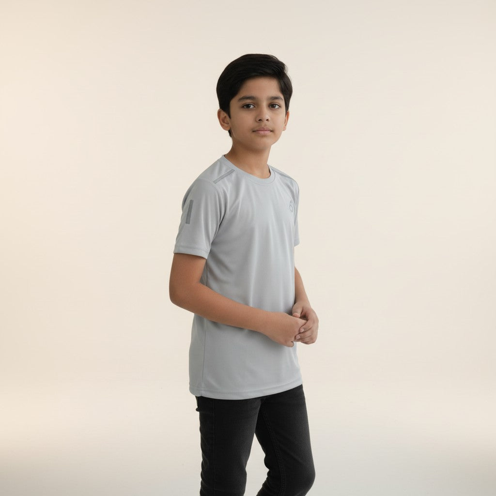 Boys Light Grey Solid T-Shirt – Minimal Sporty Tee